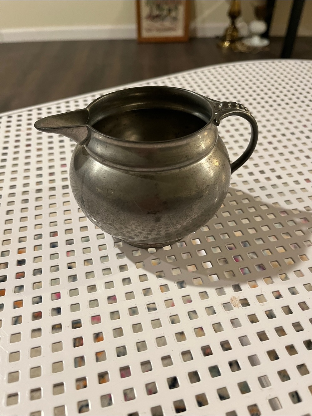 VINTAGE Noble Pewter 185 creamer, 3.25” tall
